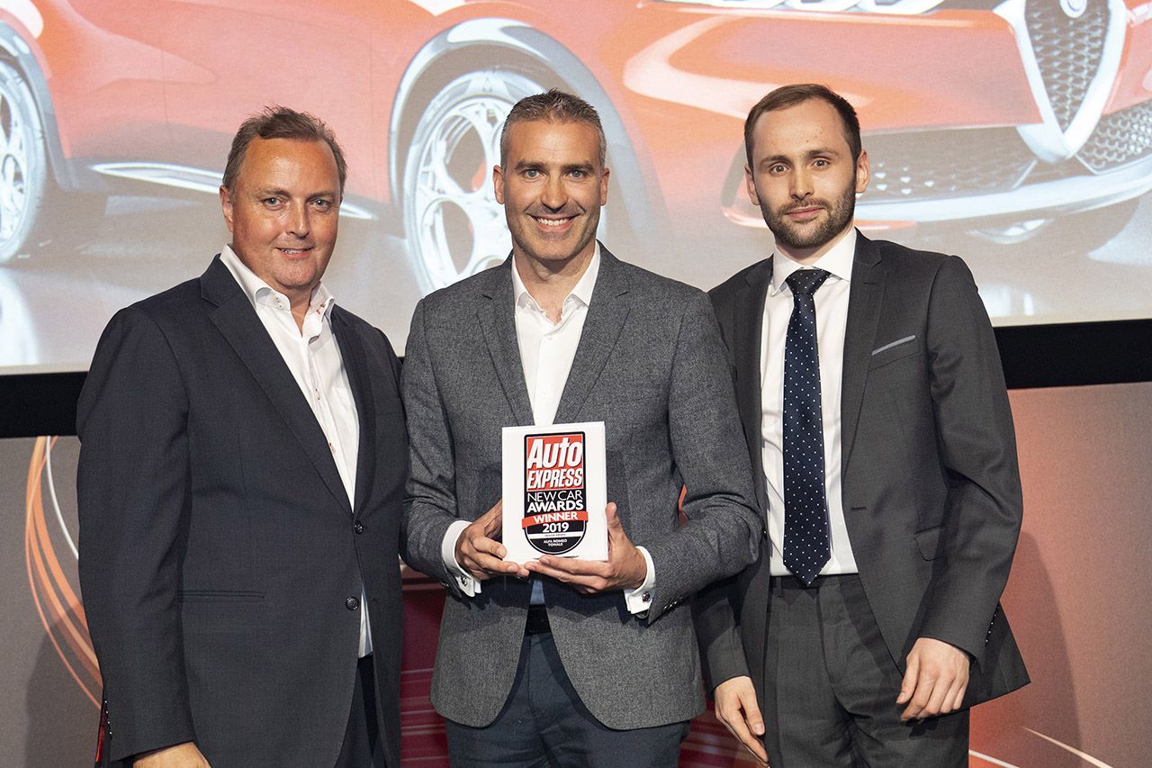 Protótipo Alfa Romeo Tonale conquista Prémio Escolha dos Leitores da Auto Express 14