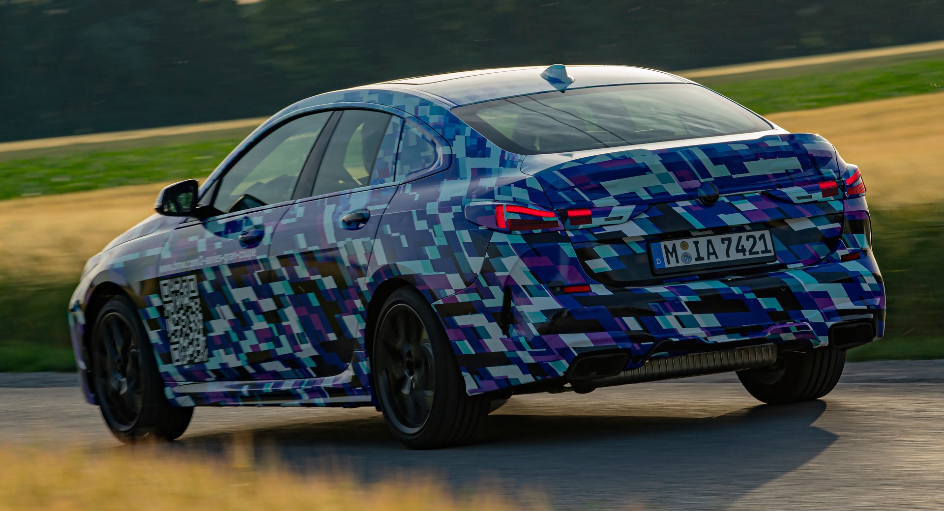 BMW apresenta BMW Série 2 Gran Coupé camuflado! 15