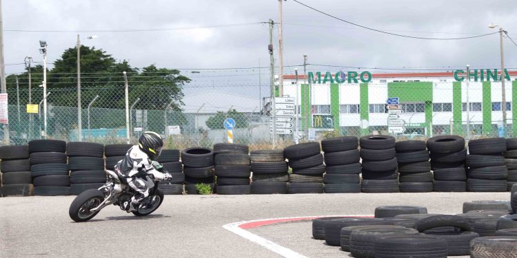 Escola de Motociclismo de Sintra: Crescer em duas rodas! 42