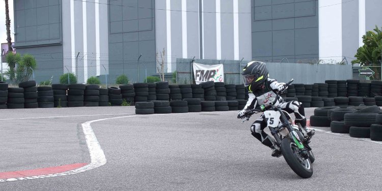 Escola de Motociclismo de Sintra: Crescer em duas rodas! 38