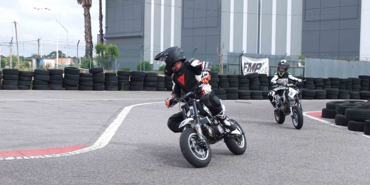 Escola de Motociclismo de Sintra: Crescer em duas rodas! 37