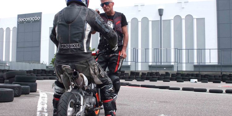Escola de Motociclismo de Sintra: Crescer em duas rodas! 21