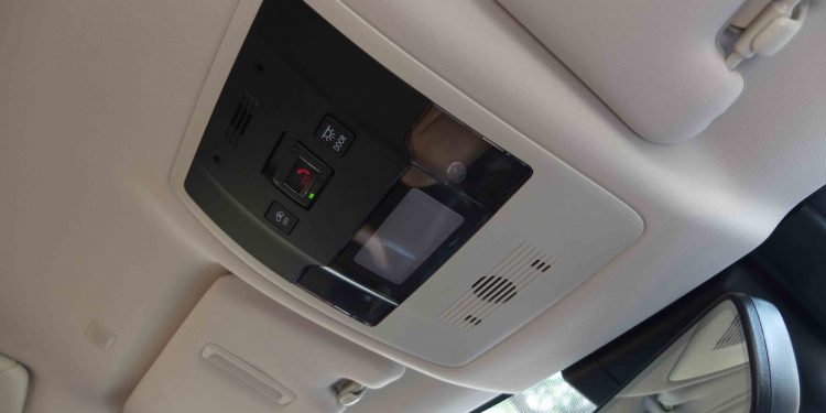 Lexus UX 250h Executive +: Ecologia, qualidade e conforto! 58