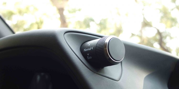 Lexus UX 250h Executive +: Ecologia, qualidade e conforto! 65