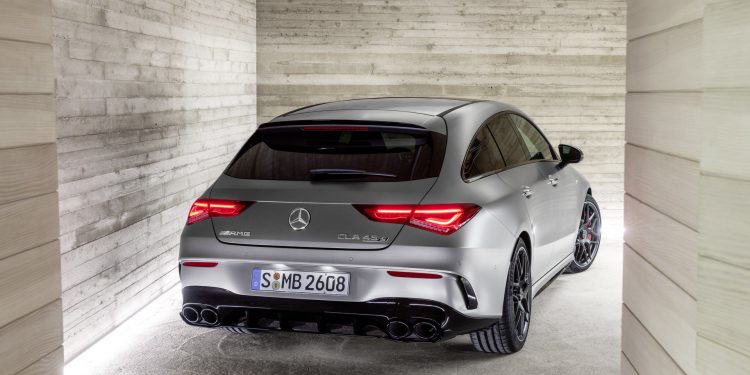 Mercedes CLA 45 AMG Shooting Brake chega com 415 cv na versão "S"! 18 Mercedes CLA 45 AMG Shooting Brake chega com 415 cv na versão "S"! 18