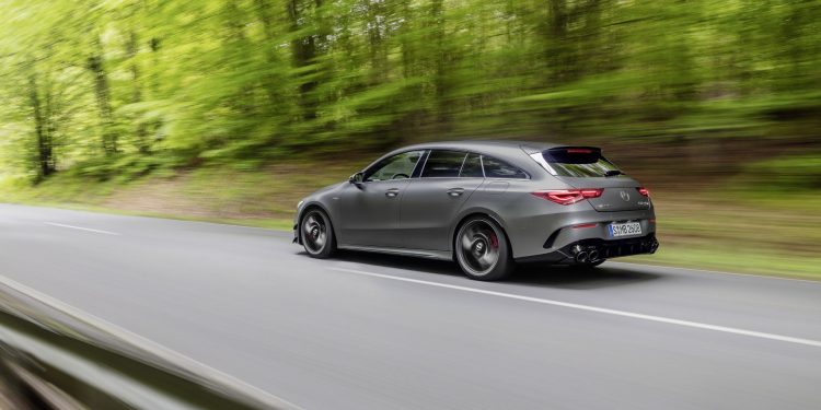 Mercedes CLA 45 AMG Shooting Brake chega com 415 cv na versão "S"! 34 Mercedes CLA 45 AMG Shooting Brake chega com 415 cv na versão "S"! 34