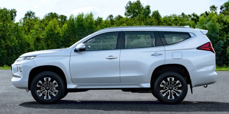 Mitsubishi Pajero Sport apresentado na Tailândia! 22