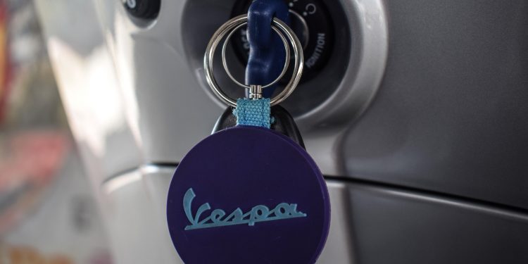Vespa Elettrica: Diversão a 50km/h! 31