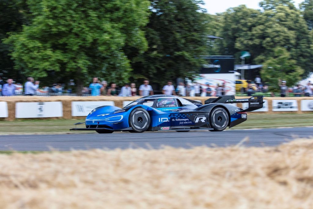 Volkswagen ID.R é o novo recordista da rampa de Goodwood! 15