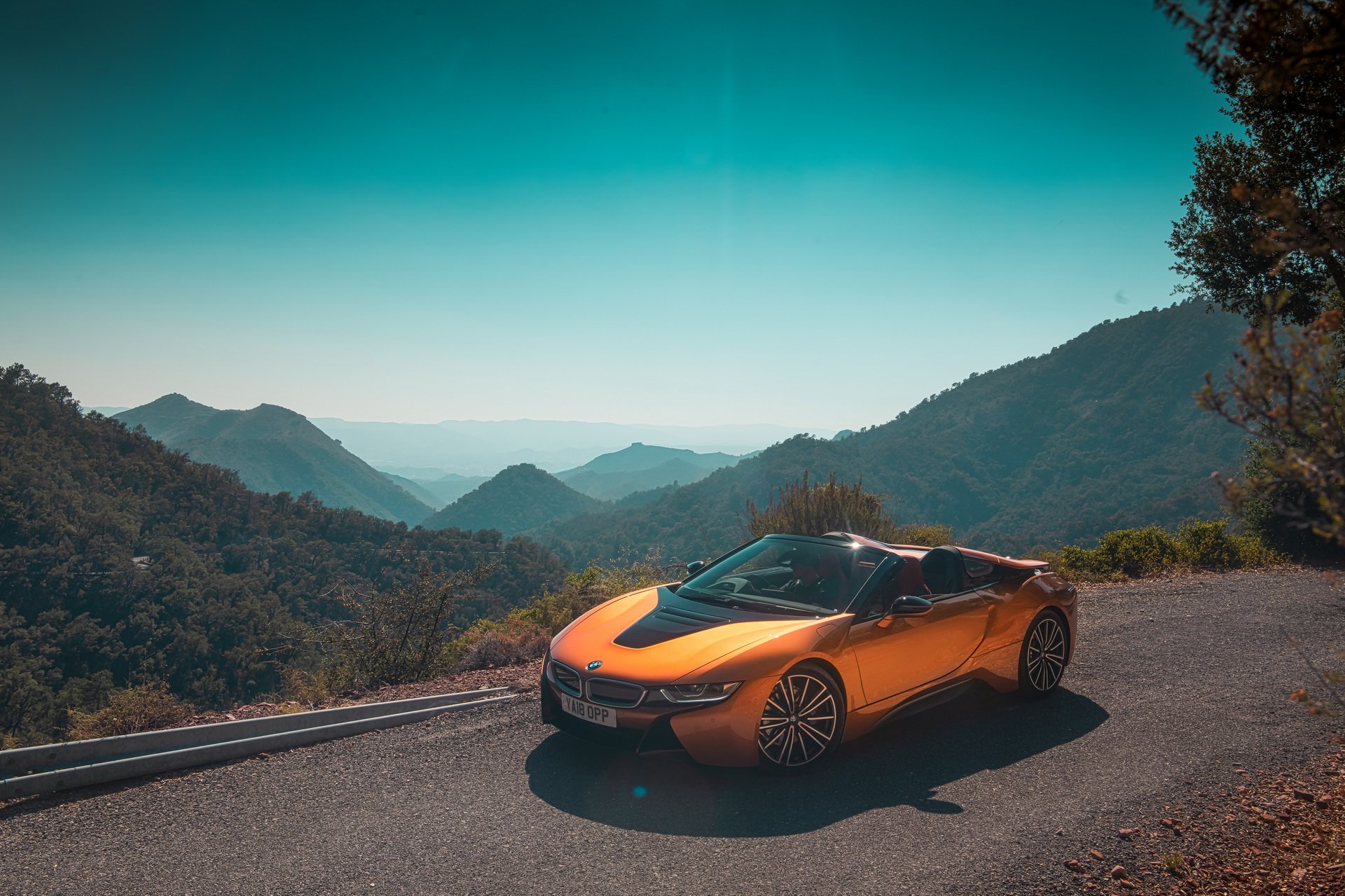 Sucessor do BMW i8 pode receber motor híbrido com 670cv! 14