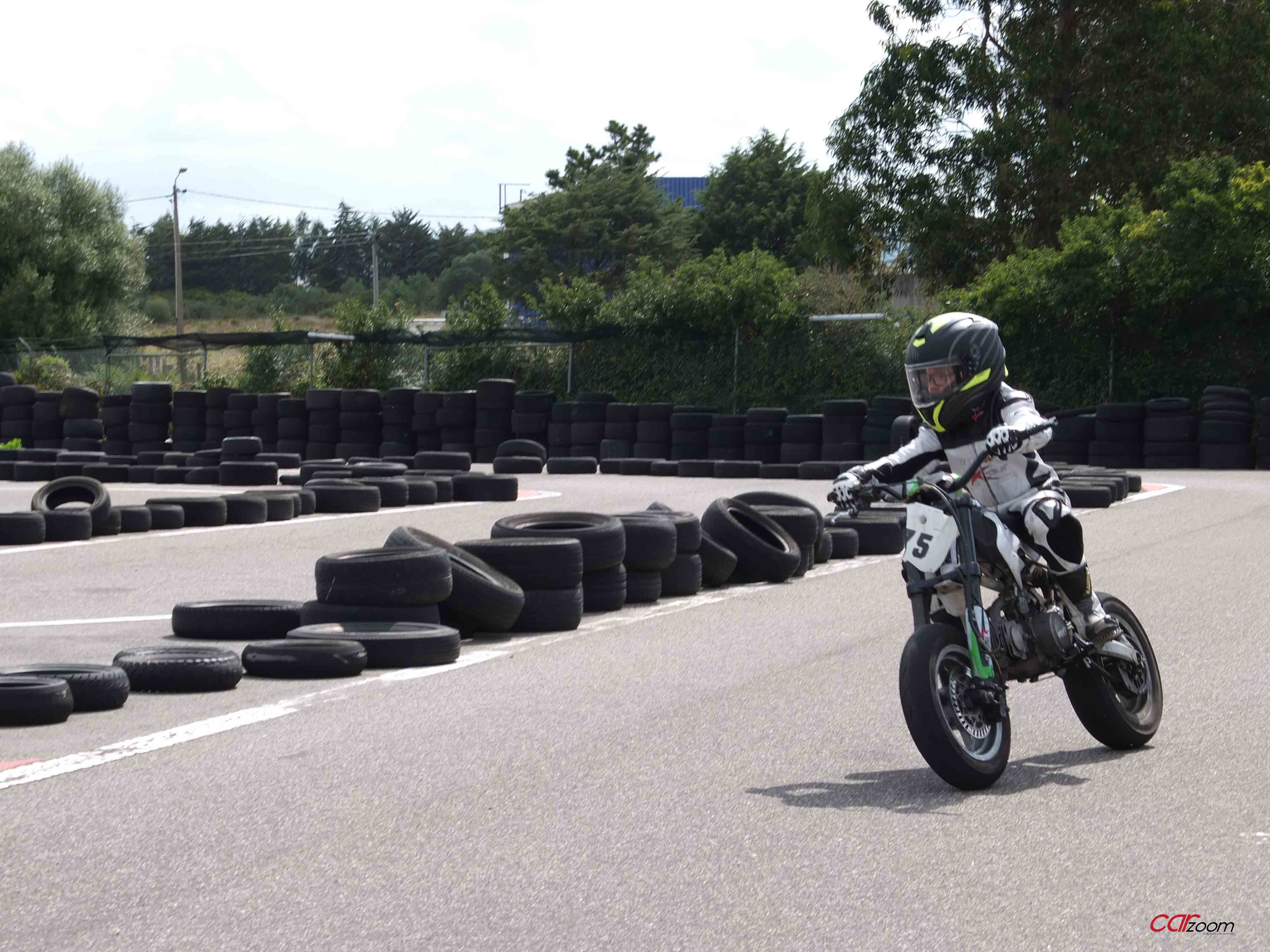 A Escola de Motociclismo de Sintra na primeira pessoa! 23 A Escola de Motociclismo de Sintra na primeira pessoa! 23