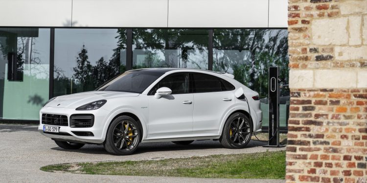 Porsche Cayenne Turbo S E-Hybrid apresentado com 680cv! 19