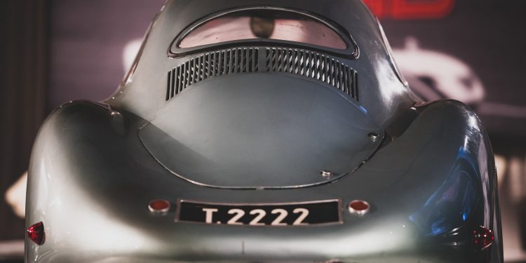 Porsche Type 64 de 1939 não foi suficientemente atractivo em leilão! 26
