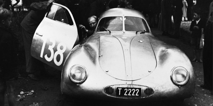 Porsche Type 64 de 1939 não foi suficientemente atractivo em leilão! 23