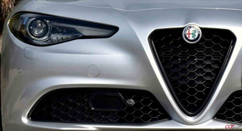 Alfa Romeo Giulia Black Tech 2.2 JTDM: Guiar com um sorriso no rosto! 28