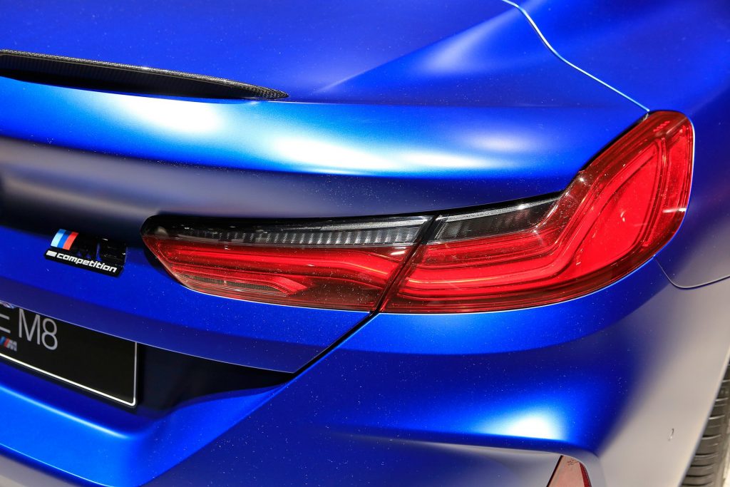 Novo BMW M8 Competition adiciona potência ao Salão de Frankfurt! 24