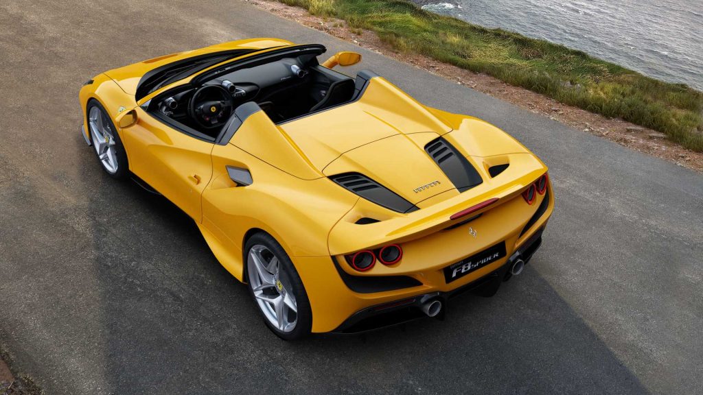 Ferrari F8 Spider aparece com 711cv! 15