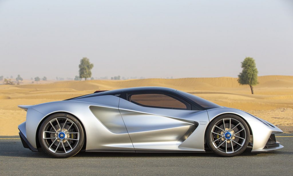 Lotus Evija chega ao Dubai com 2000cv! 14