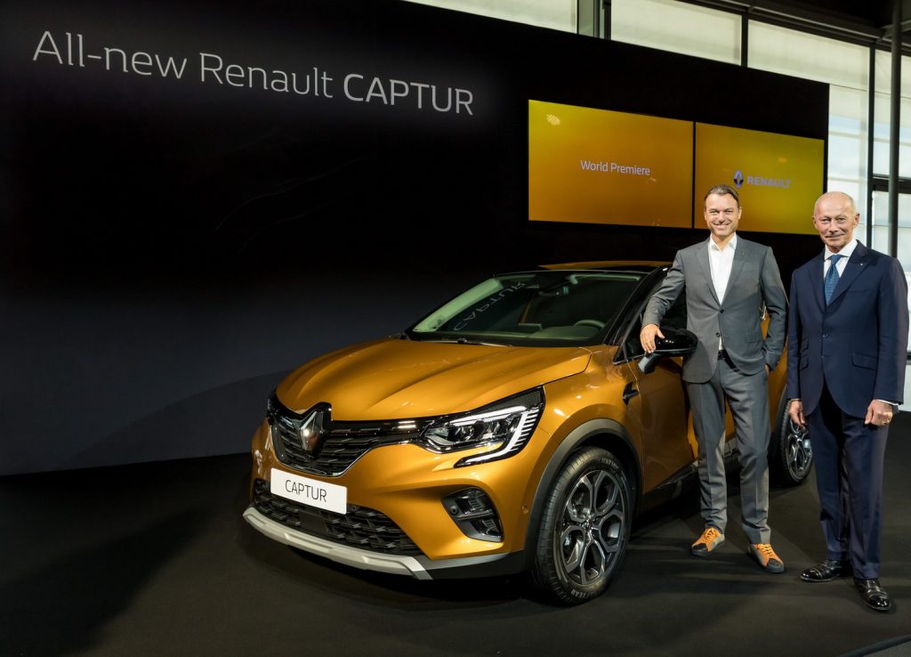 Novo Renault Captur chega a Frankfurt com versão Híbrida Plug-In! 31