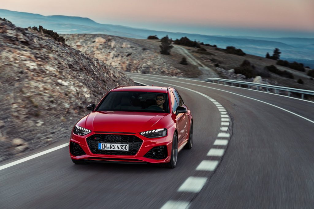 Audi RS4 recebe "facelift"! 16