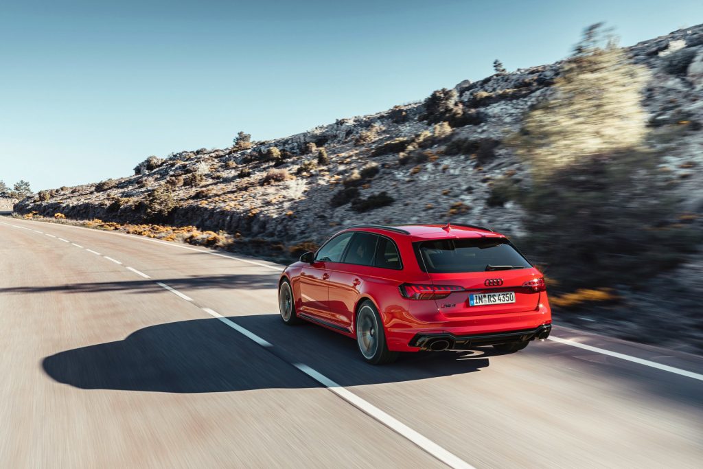 Audi RS4 recebe "facelift"! 23