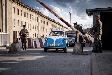 O BMW Isetta ajudou 9 pessoas durante a guerra fria! 13