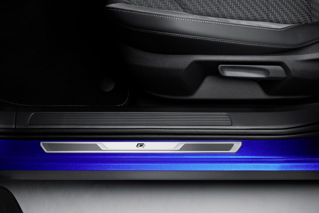 Volkswagen T-Roc R quer ser o pequeno crossover mais rápido! 25