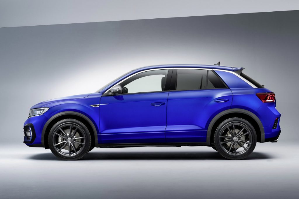 Volkswagen T-Roc R quer ser o pequeno crossover mais rápido! 34