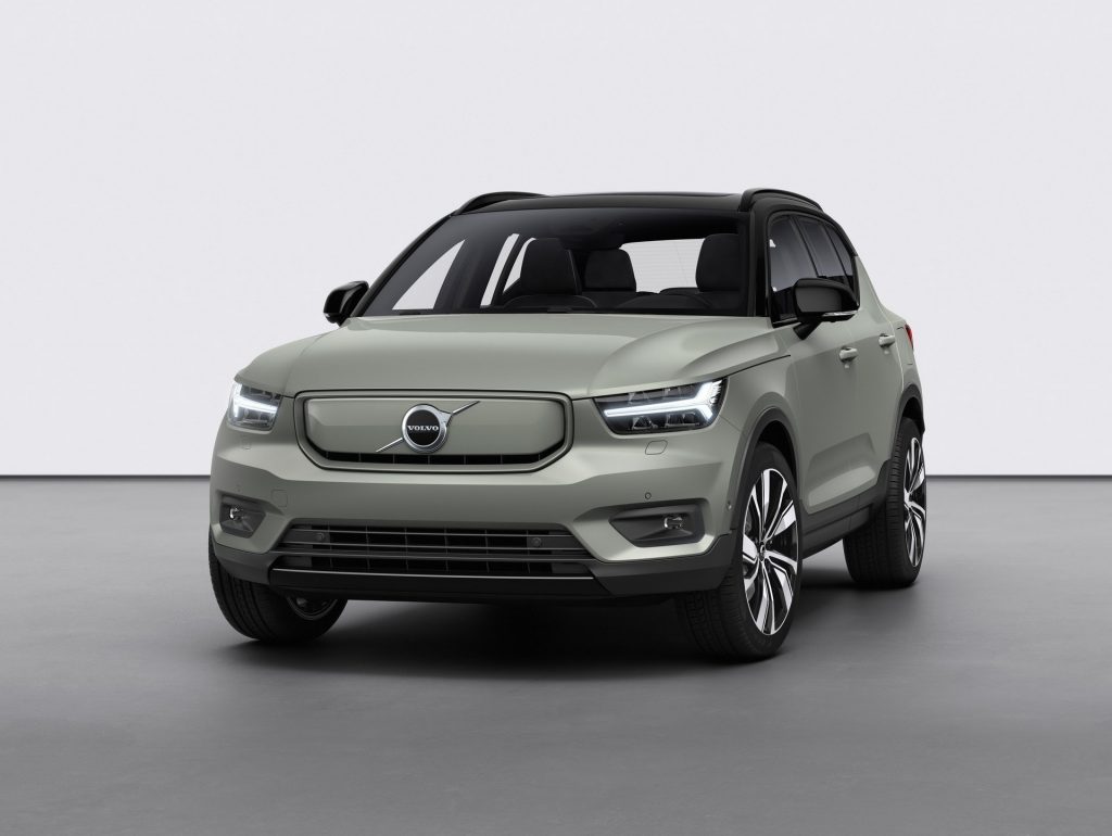 Volvo revela novo XC40 "Recharged" totalmente eléctrico! 21
