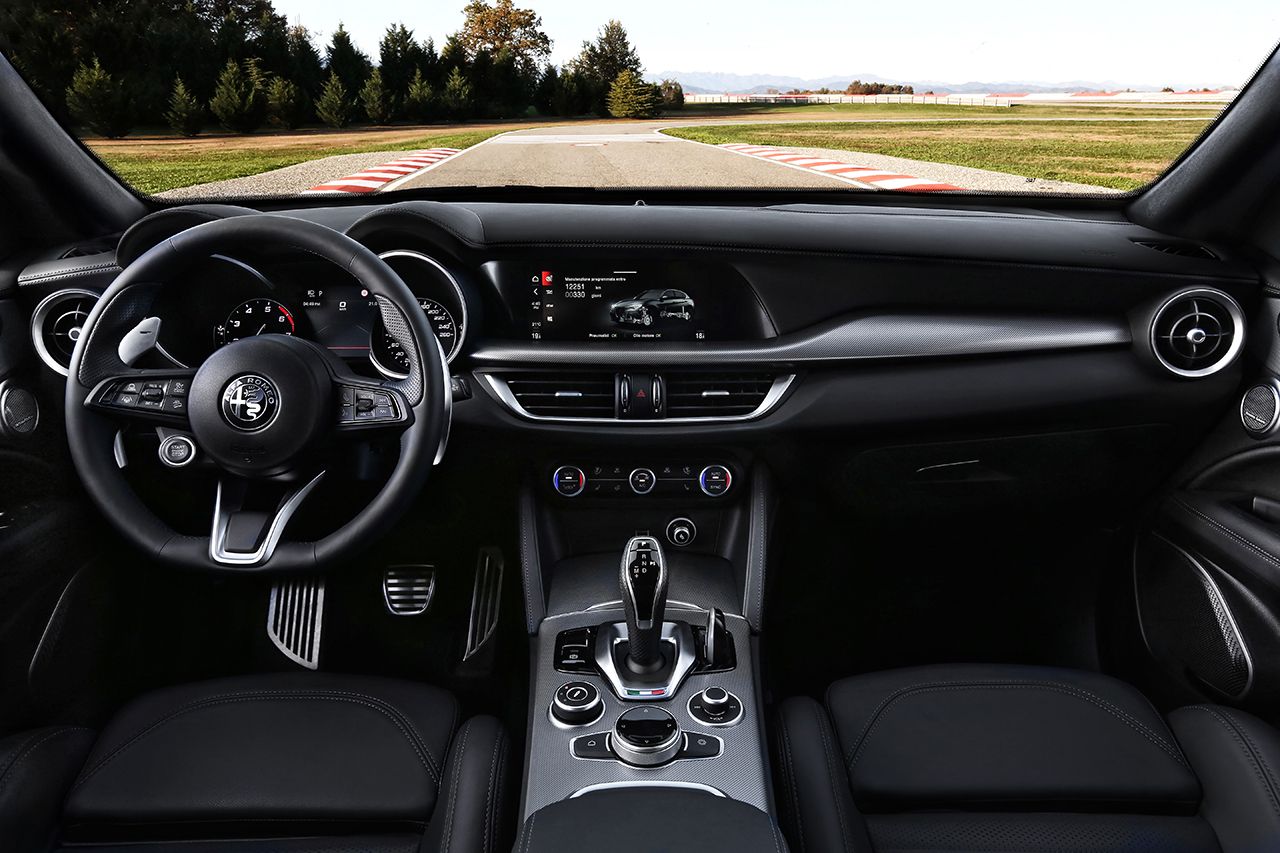 Novas versões de 2020 dos Alfa Romeo Giulia e Stelvio: a experiência de condução atinge um nível completamente novo 42