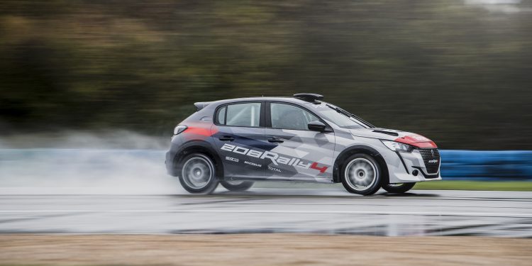 PEUGEOT DESVENDA NOVO 208 RALLY 4 13