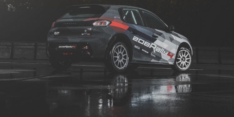 PEUGEOT DESVENDA NOVO 208 RALLY 4 16