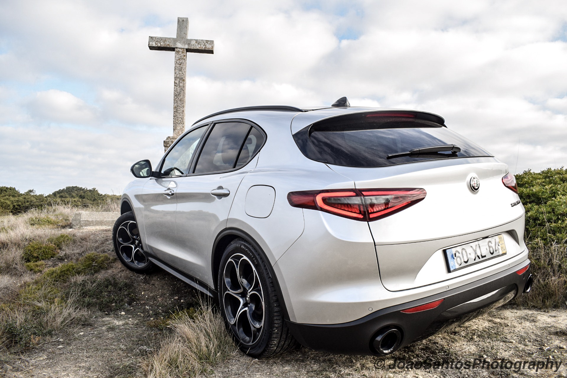 Alfa Romeo Stelvio Black Tech 2.2 JTDM AT8: Beleza Negra! 22 Alfa Romeo Stelvio Black Tech 2.2 JTDM AT8: Beleza Negra! 22