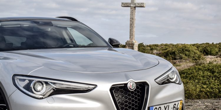 Alfa Romeo Stelvio Black Tech 2.2 JTDM AT8: Beleza Negra! 38 Alfa Romeo Stelvio Black Tech 2.2 JTDM AT8: Beleza Negra! 38