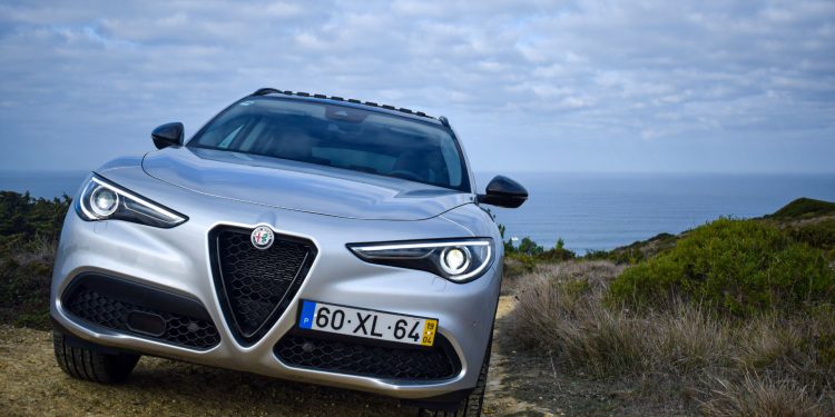 Alfa Romeo Stelvio Black Tech 2.2 JTDM AT8: Beleza Negra! 36 Alfa Romeo Stelvio Black Tech 2.2 JTDM AT8: Beleza Negra! 36