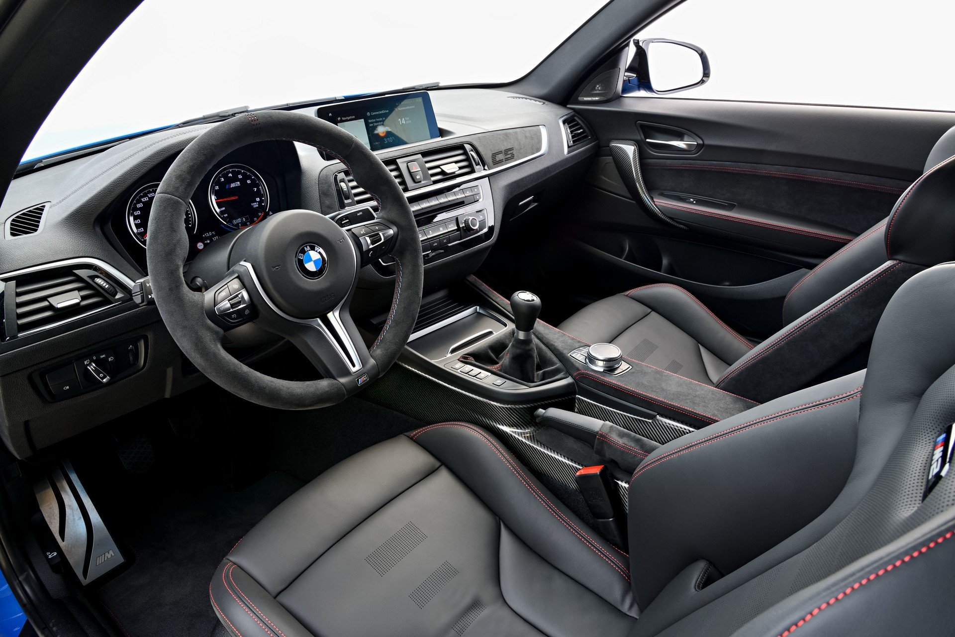 BMW M2 CS promete "fazer frente" aos irmãos mais espigados! 17