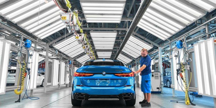 BMW Série 2 Gran Coupé entra em produção! 16