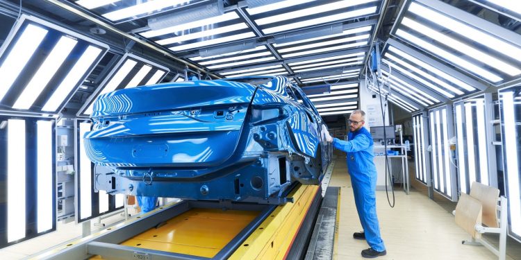 BMW Série 2 Gran Coupé entra em produção! 23