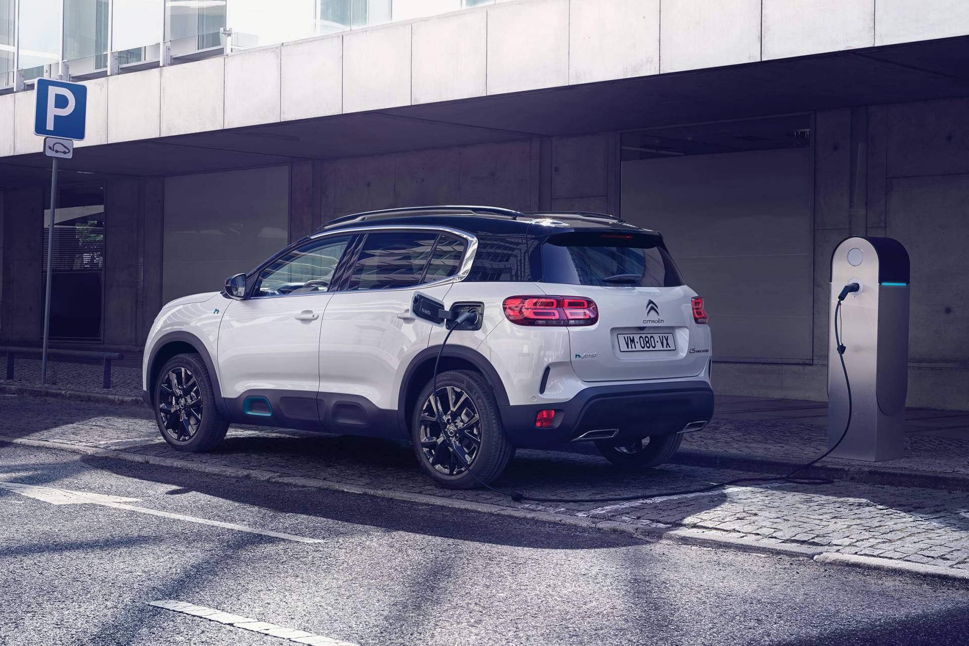 Citroen C5 Aircross estreia versão híbrida plug-in! 15