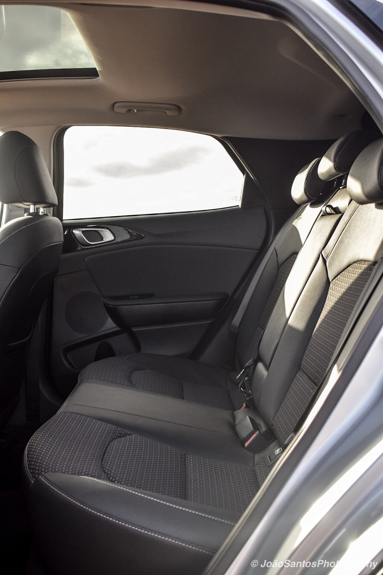 KIA XCeed 1.6 CRDi DCT 7: Um automóvel para todos os gostos! 23