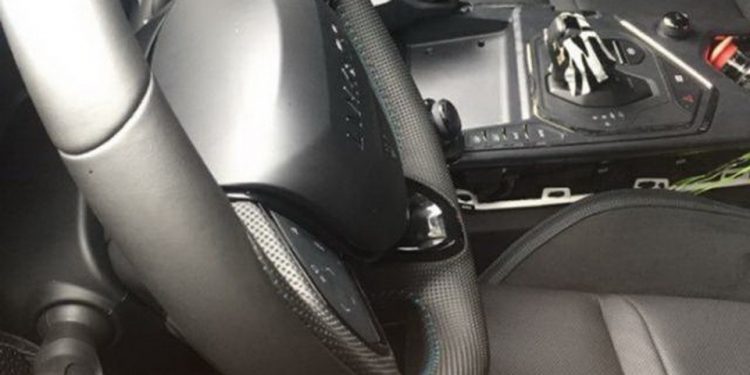 Lynk & Co revela novo SUV Coupé em imagens! 19