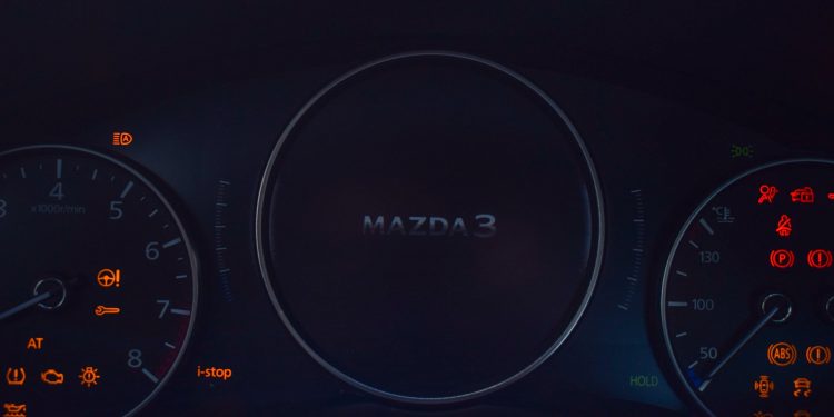 Mazda 3 CS 2.0 SKYACTIV-G Excellence: Requinte num segmento "C"! 47