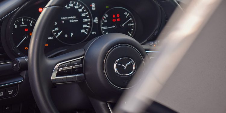 Mazda 3 CS 2.0 SKYACTIV-G Excellence: Requinte num segmento "C"! 44