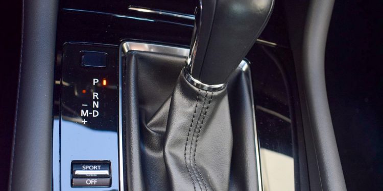 Mazda 3 CS 2.0 SKYACTIV-G Excellence: Requinte num segmento "C"! 53