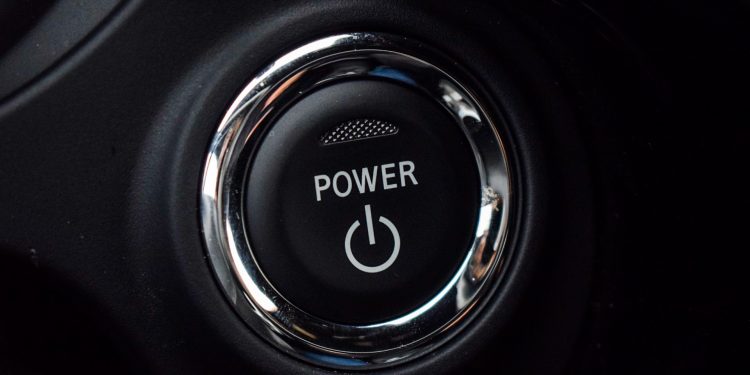 Mitsubishi Outlander PHEV Instyle: Ecologia com 3 motores! 47