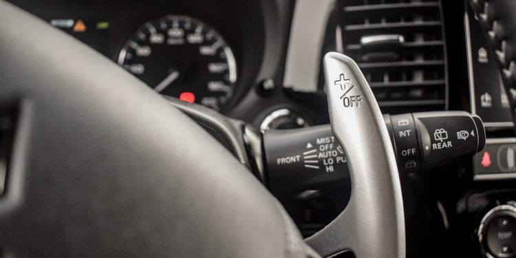Mitsubishi Outlander PHEV Instyle: Ecologia com 3 motores! 46