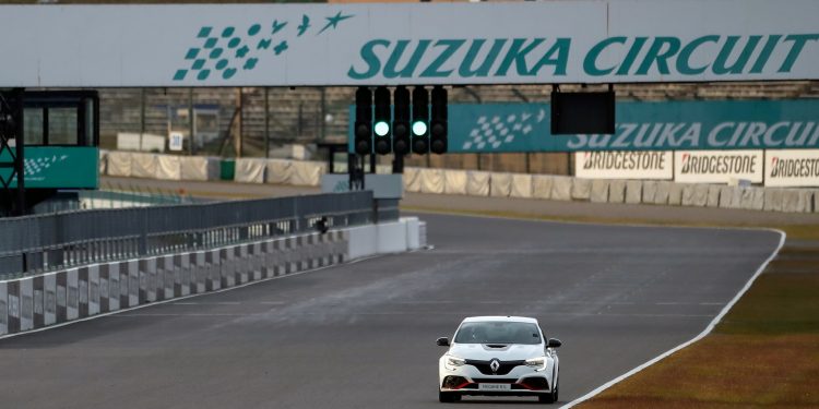 Renault Mégane RS Trophy-R estabelece recorde em Suzuka! 14 Renault Mégane RS Trophy-R estabelece recorde em Suzuka! 14