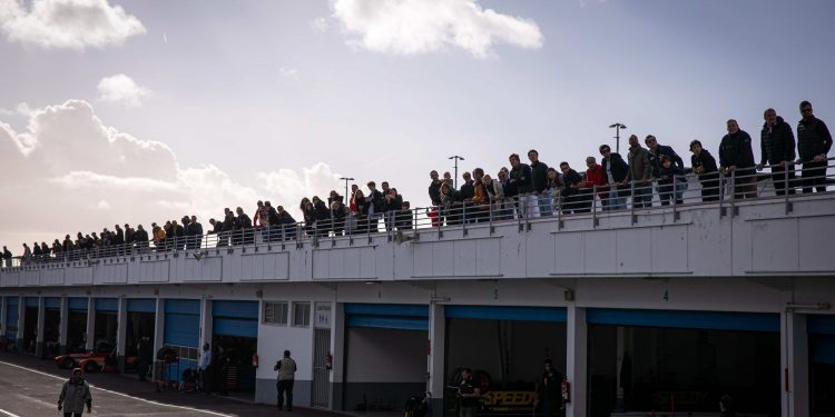 Casa cheia para receber os 500 km do Estoril! 17