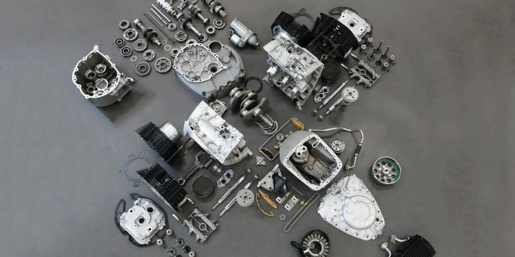 Este motor 1.8 Litros Boxer da BMW Motorrad é uma espécie de obra de arte! 14
