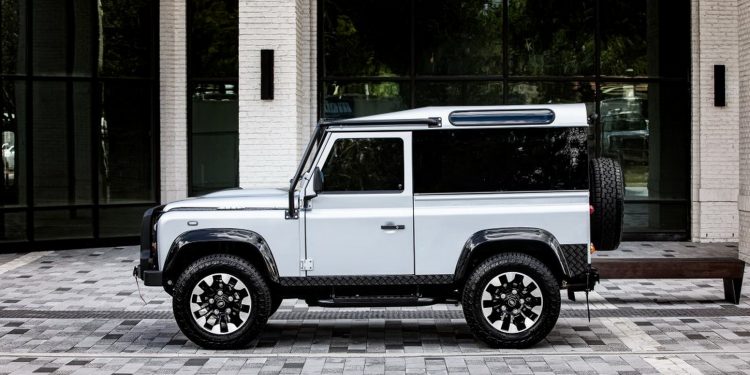 Land Rover Defender Blackcomb tem 565cv para explorar o mato! 18